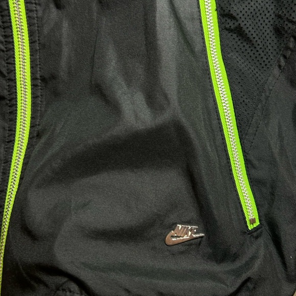Nike Men's Zipper Closing Windbreaker Black Bomber Lightweight Jacket size XXL - Picture 3 of 6